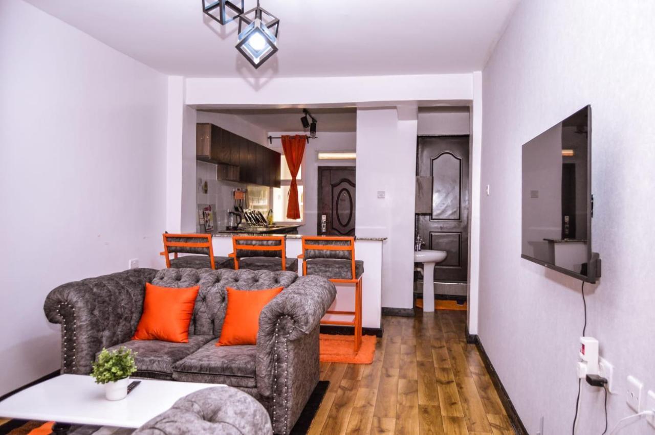נקורו Jacky'S Fully Furnished Apartments מראה חיצוני תמונה