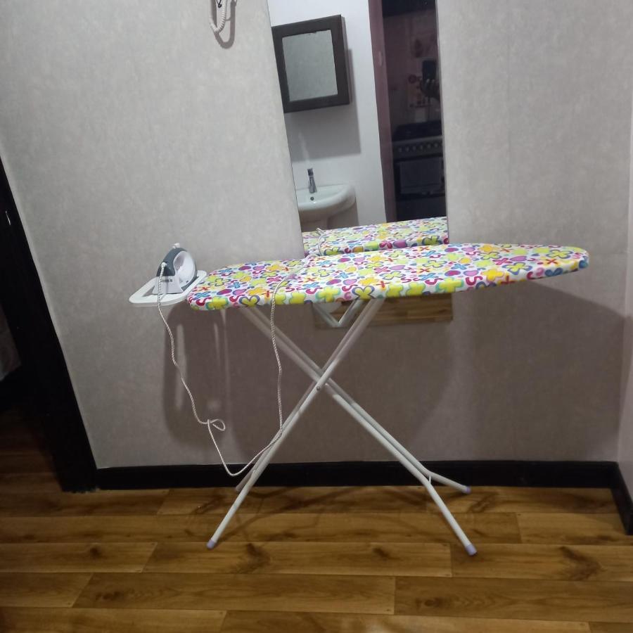 נקורו Jacky'S Fully Furnished Apartments מראה חיצוני תמונה